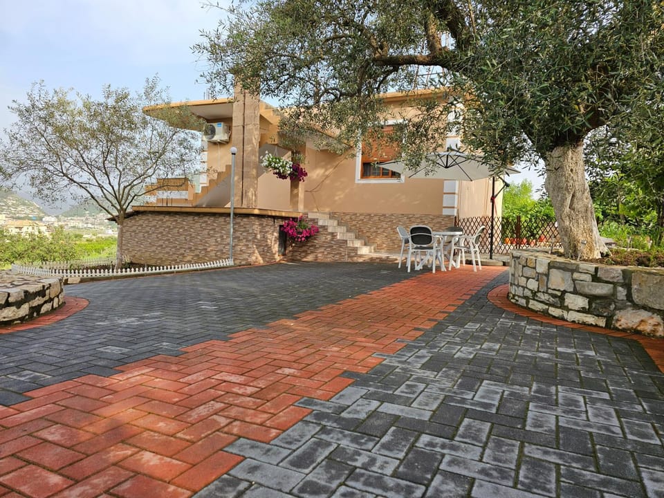 Guesthouse Iljaz House in Europe