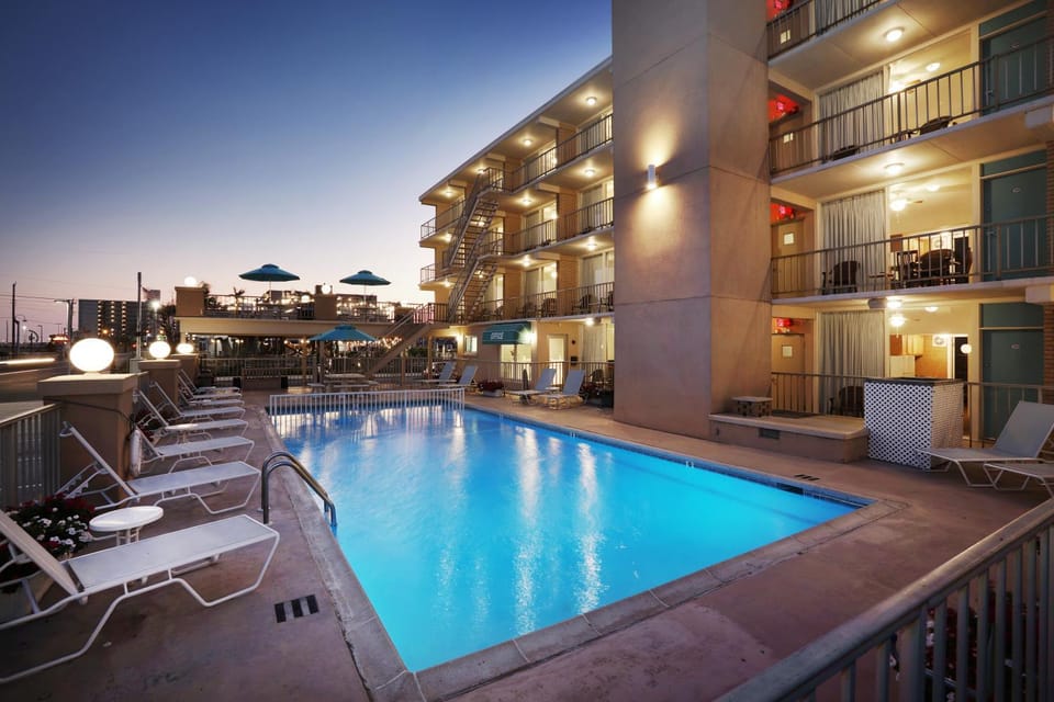 Night, Swimming pool, Swimming pool