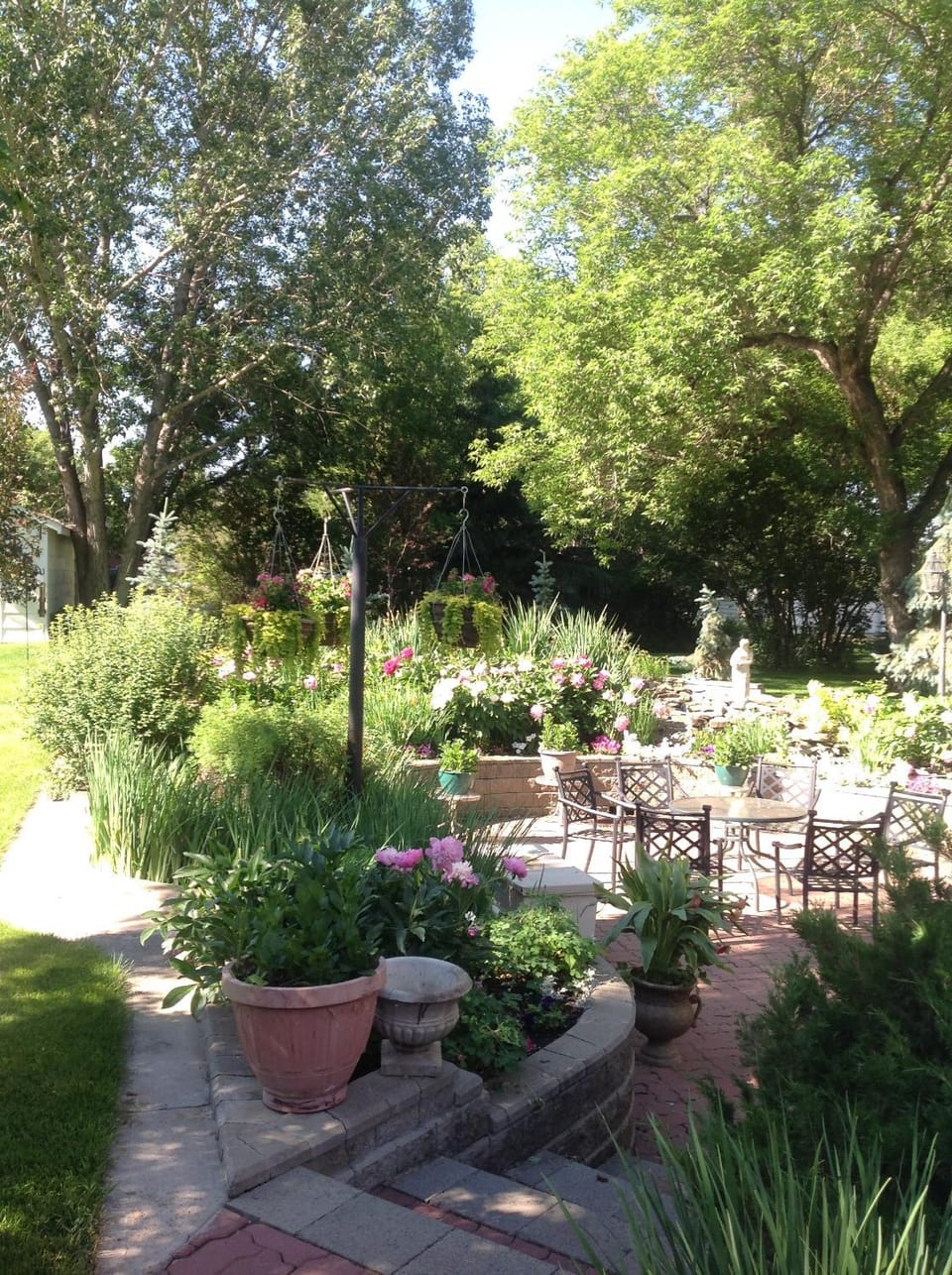 McDougall Lane Bed & Breakfast Bed and Breakfast in Drumheller