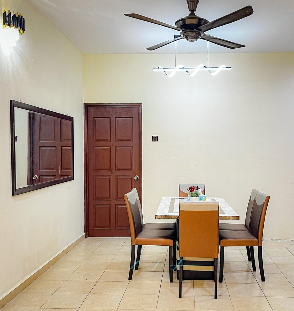 Homestay Desa (Bukit Baru, Melaka) House in Malacca