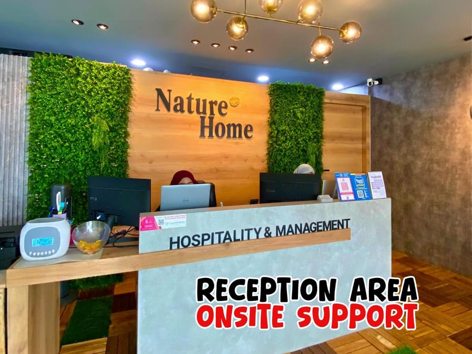 Lobby or reception, Guests, Guests, Guests, group of guests, group of guests