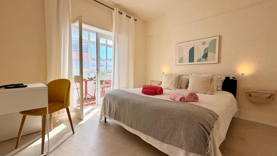 Balcony/Terrace, Photo of the whole room, Bedroom