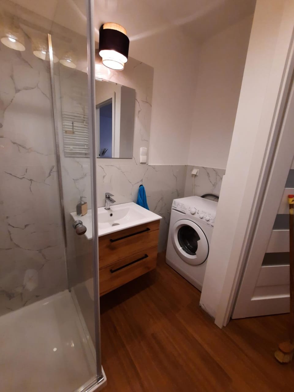 Toilet, Bathroom, washing machine