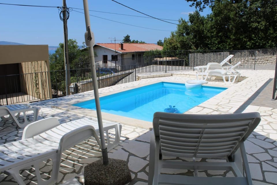 Patio, Swimming pool