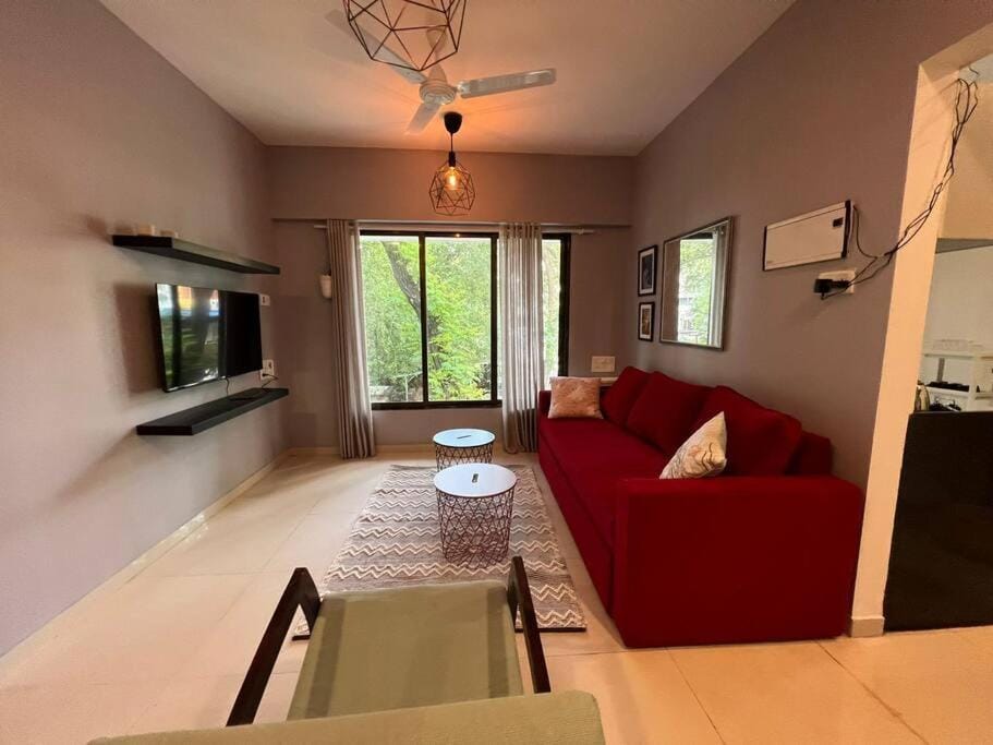 Pali Carters Building 102, 20th Road, Khar West by Connekt Homes Apartment in Mumbai