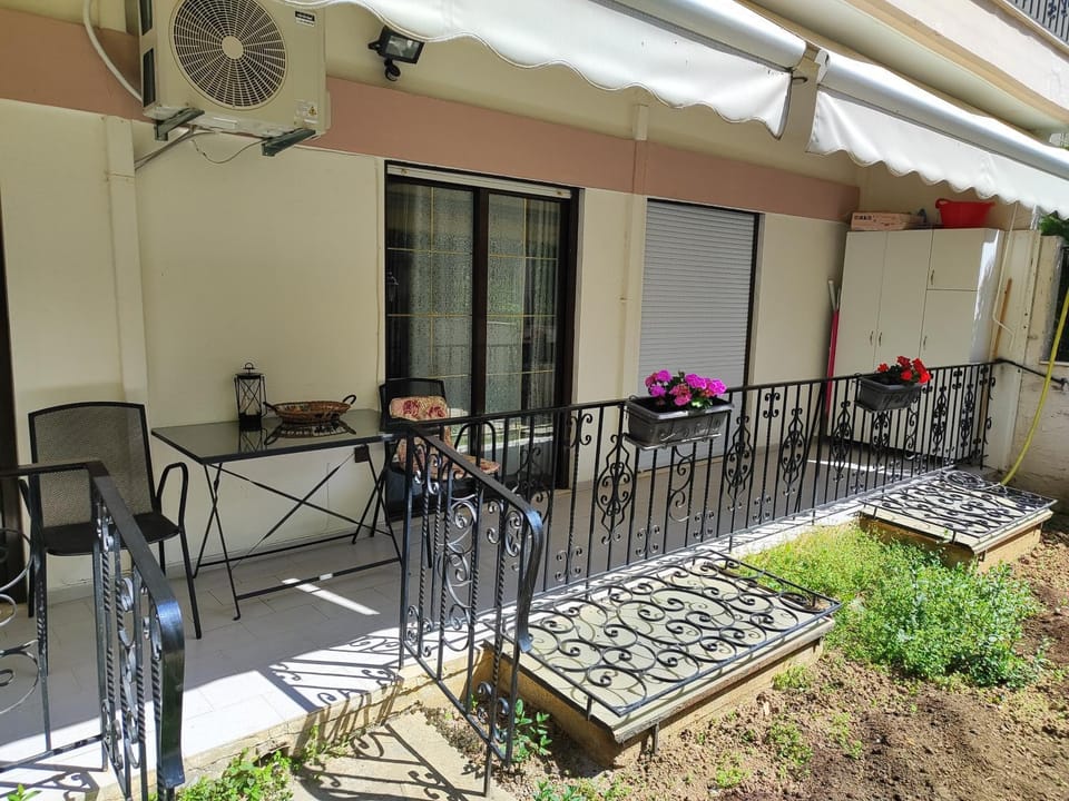 Patio, Garden, Garden view