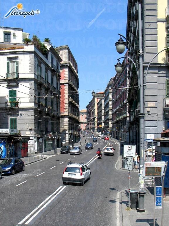 Maison Dante Bed and Breakfast in Naples