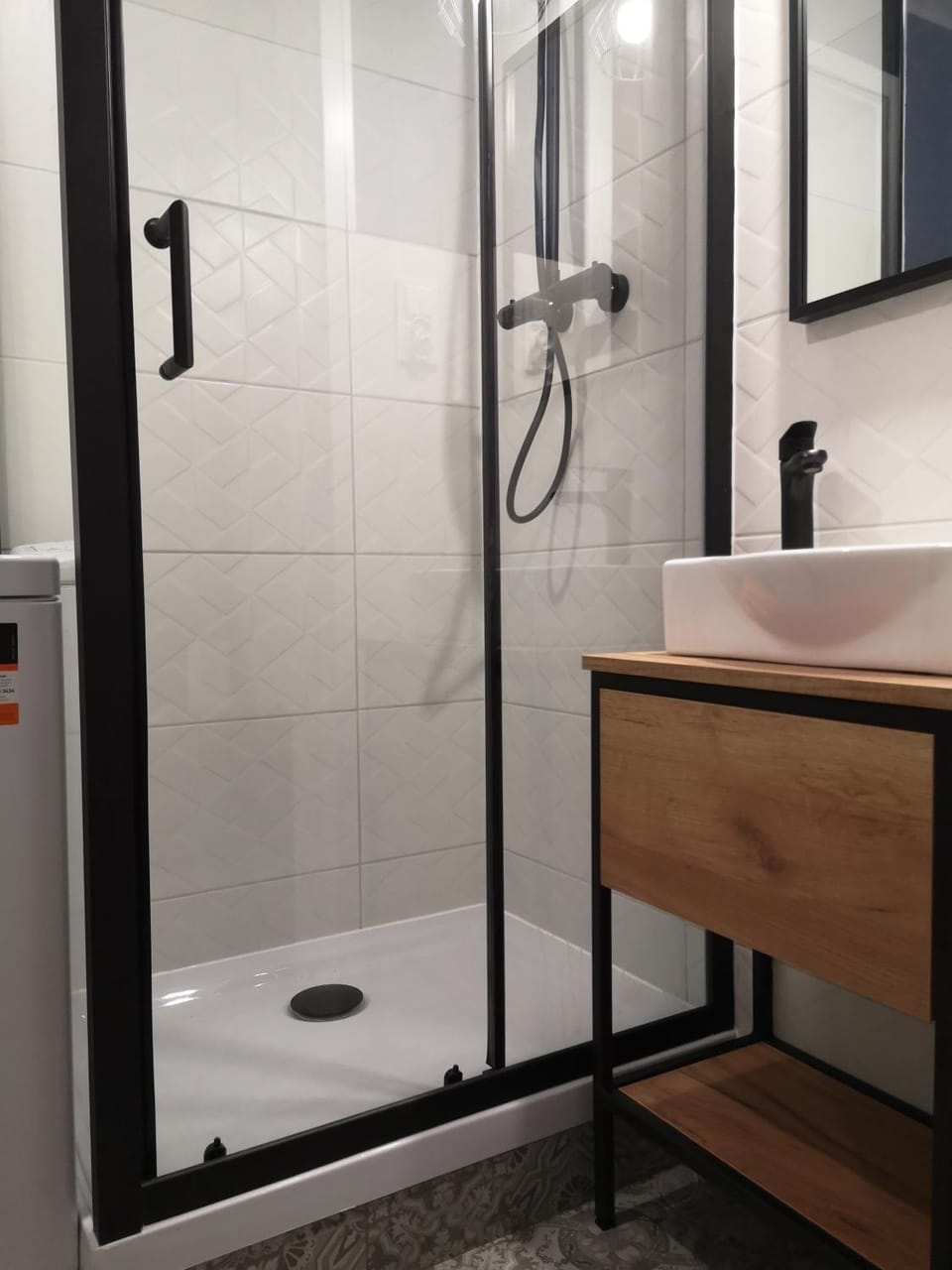 Shower, Bathroom, furniture, heating