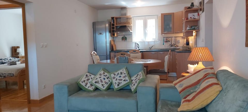 Kitchen or kitchenette, Living room, Dining area