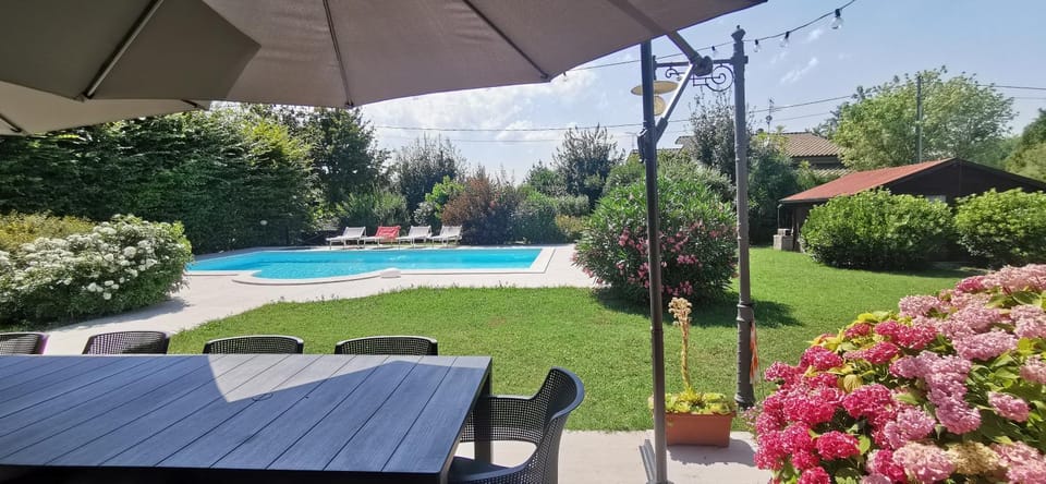 Patio, Natural landscape, Garden, Garden view, Pool view, Swimming pool, Swimming pool, sunbed