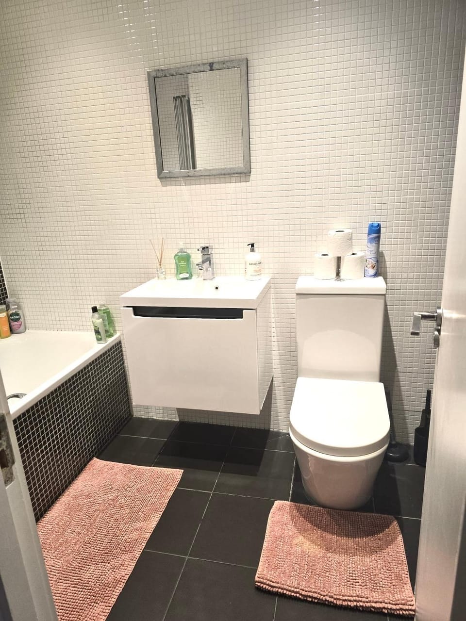 Close to centre 2 bedroom apartment Apartment in London Borough of Islington