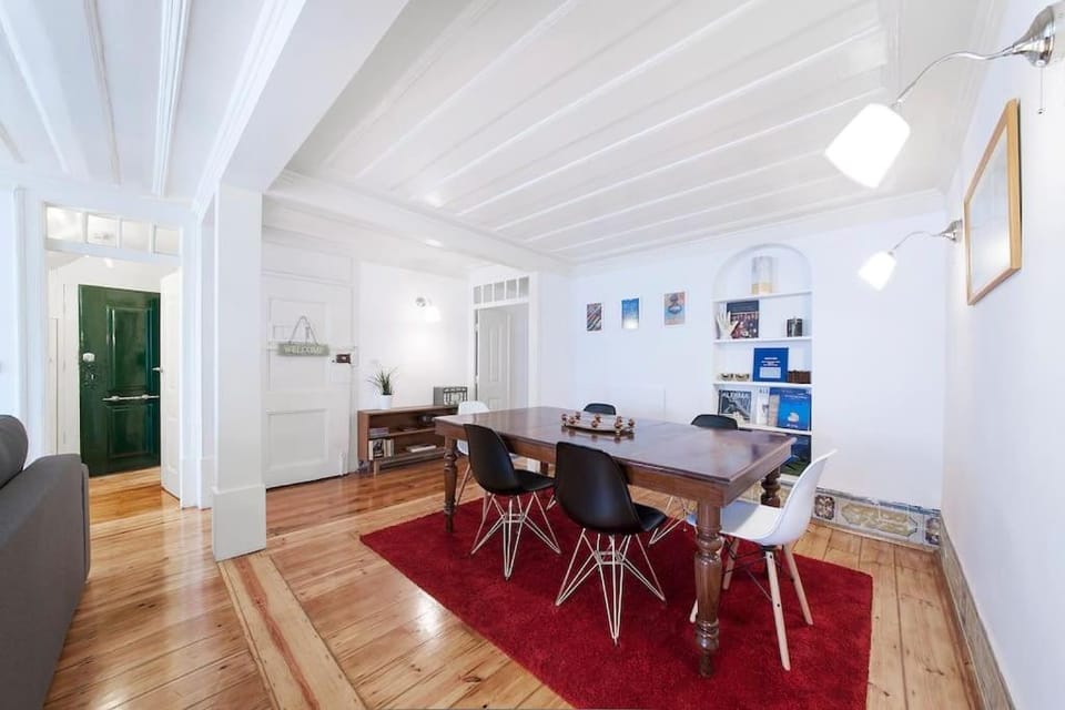CHARMING 2 BEDROOM APARTMENT AVENIDA DA LIBERDADE Apartment in Lisbon