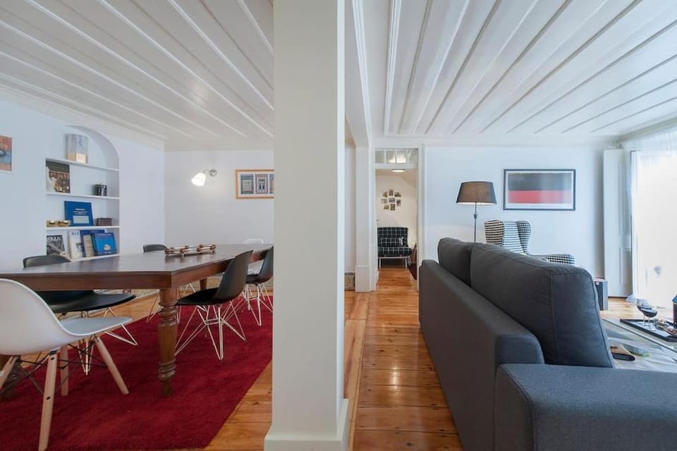 CHARMING 2 BEDROOM APARTMENT AVENIDA DA LIBERDADE Apartment in Lisbon