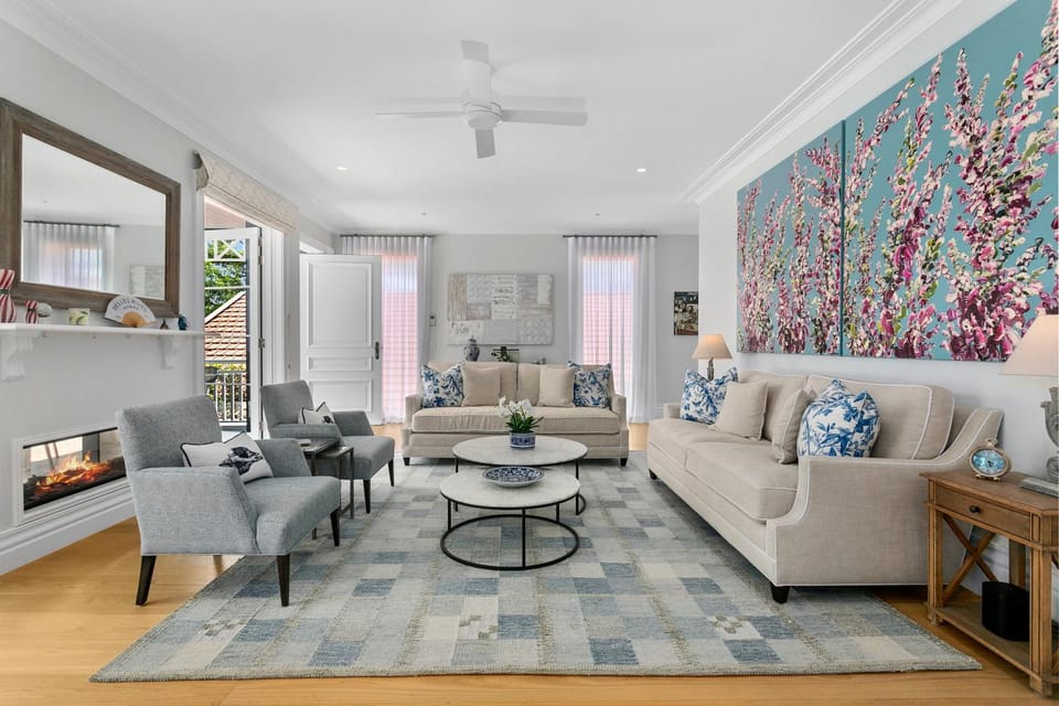 Balmoral Hamptons House with heated pool and hot tub House in Sydney
