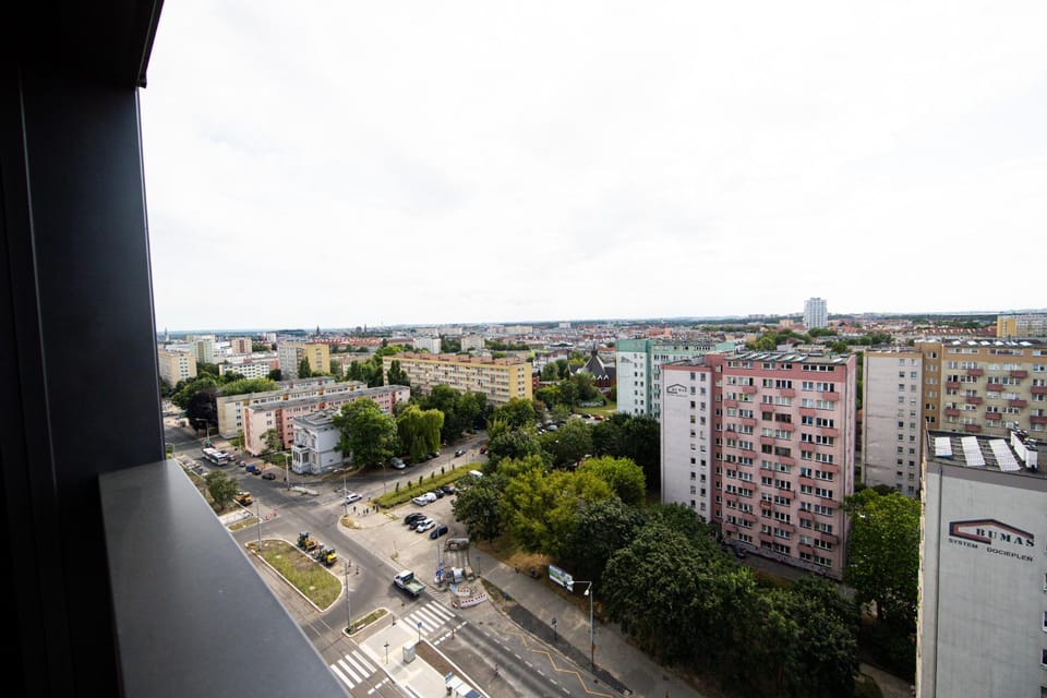 HANZA TOWER swimming pool & spa high floor with balcony! Apartment in Szczecin