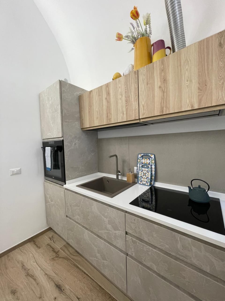 Kitchen or kitchenette, pet friendly