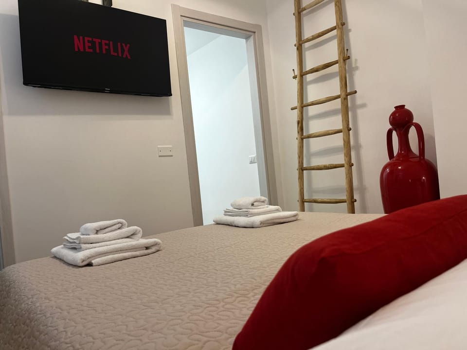 Bed, TV and multimedia