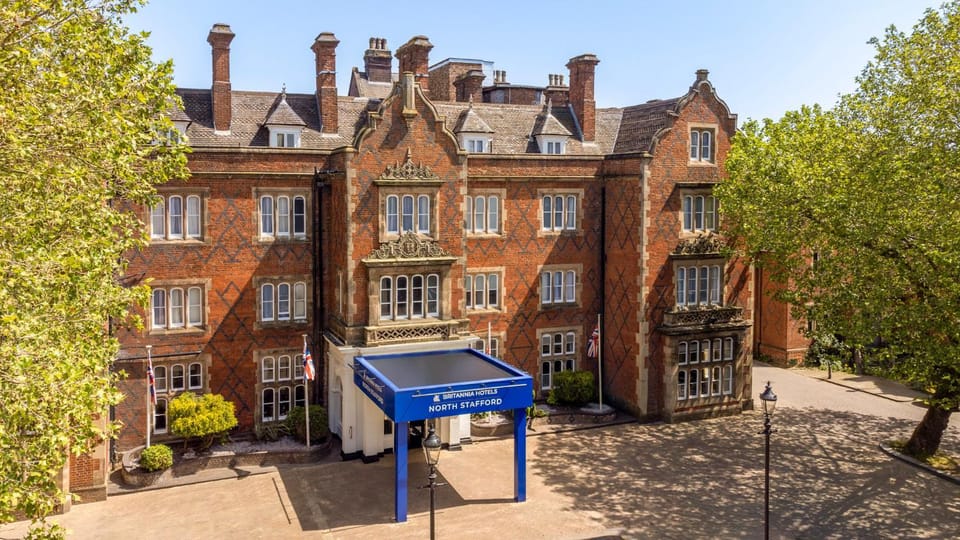 Property building, Day