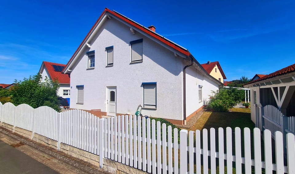 Property building, Day