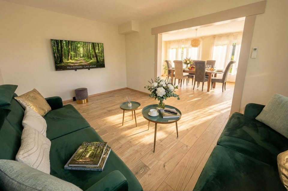 TV and multimedia, Living room