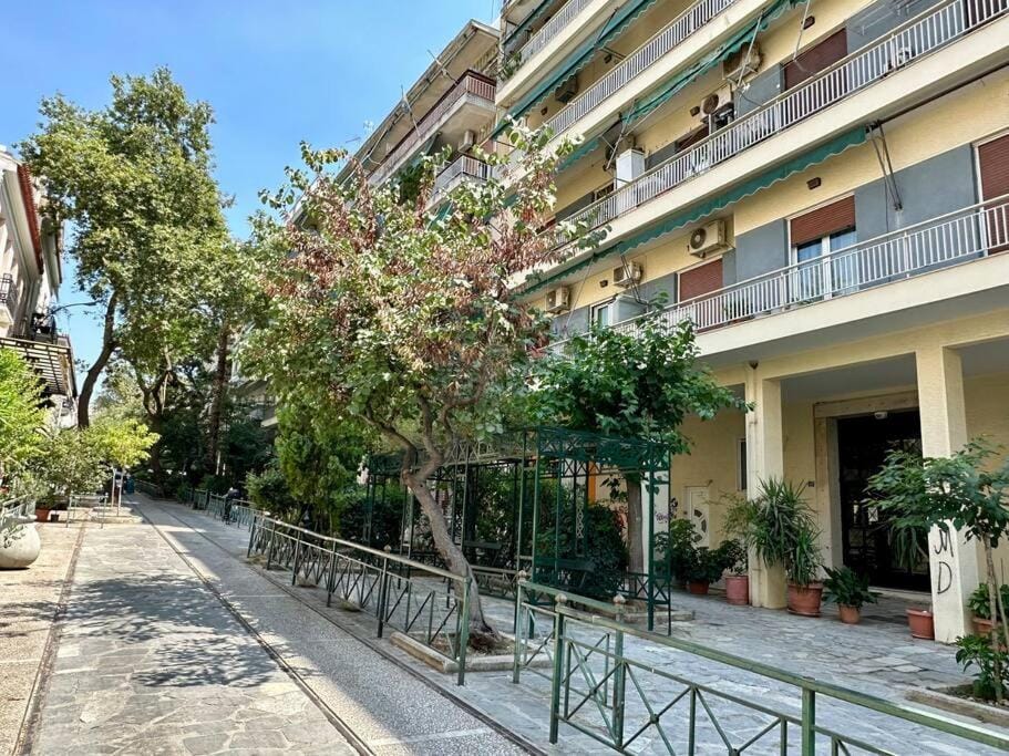 The pearl of Athens, 1 km from the Acropolis Apartment in Athens
