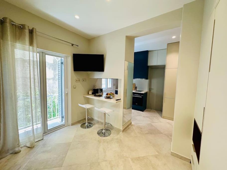 The pearl of Athens, 1 km from the Acropolis Apartment in Athens