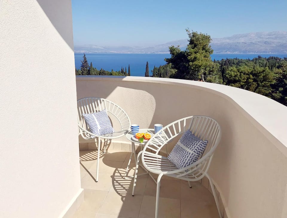 Day, Balcony/Terrace, Seating area, Sea view