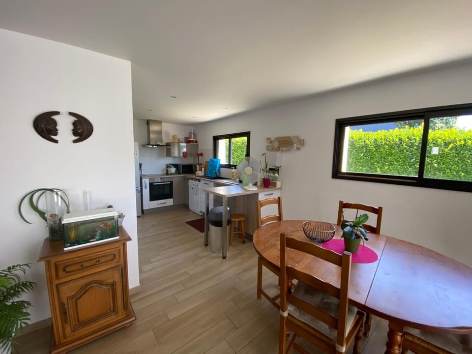 Maison chaleureuse chez l’habitant avec parking Vacation rental in Vannes
