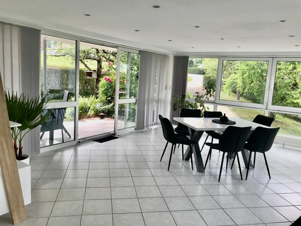 Dining area, Garden view