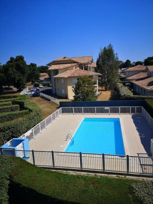 Andernos Beach Studio Apartment in Andernos-les-Bains