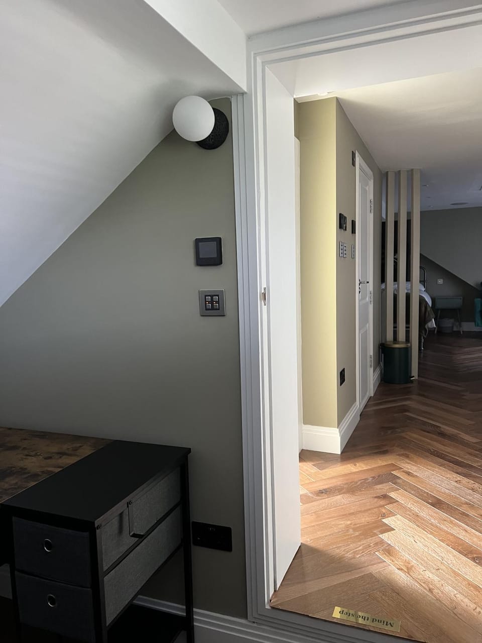 Photo of the whole room, Bedroom