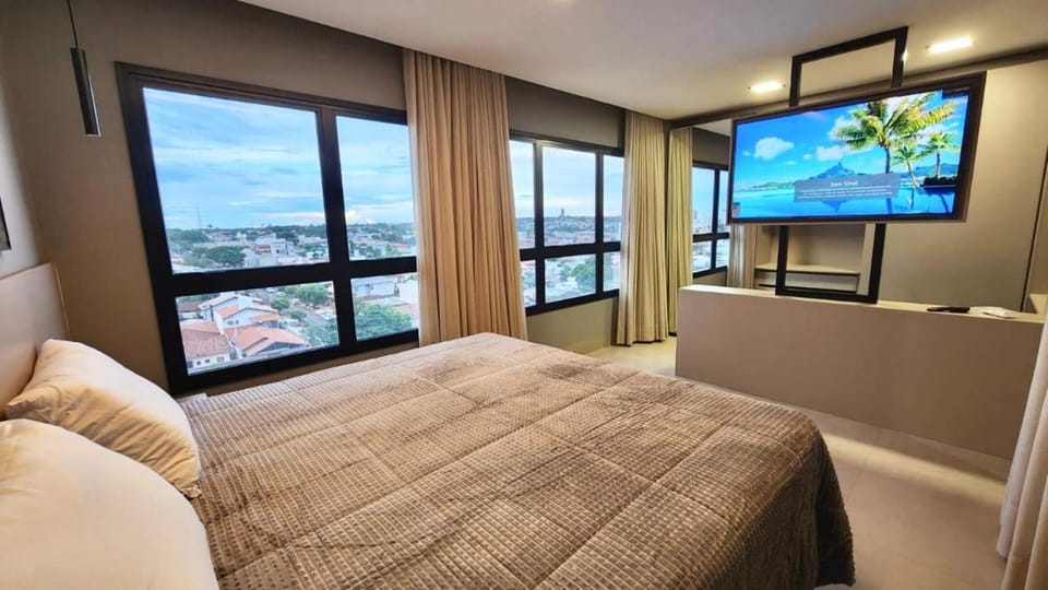 Communal lounge/ TV room, Bed, TV and multimedia, Photo of the whole room, Bedroom