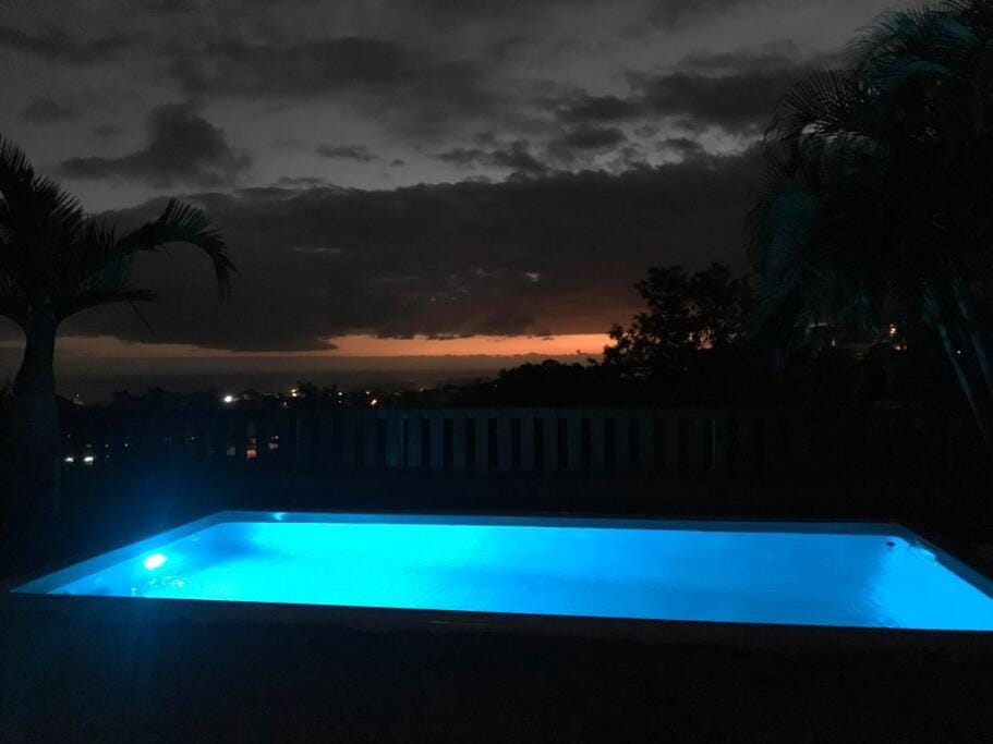 Cocooning Tropic Studio avec Jacuzzi privatif House in Réunion