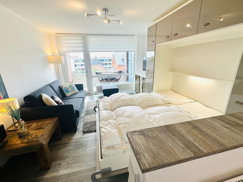 Bed, Living room, Photo of the whole room, Bedroom