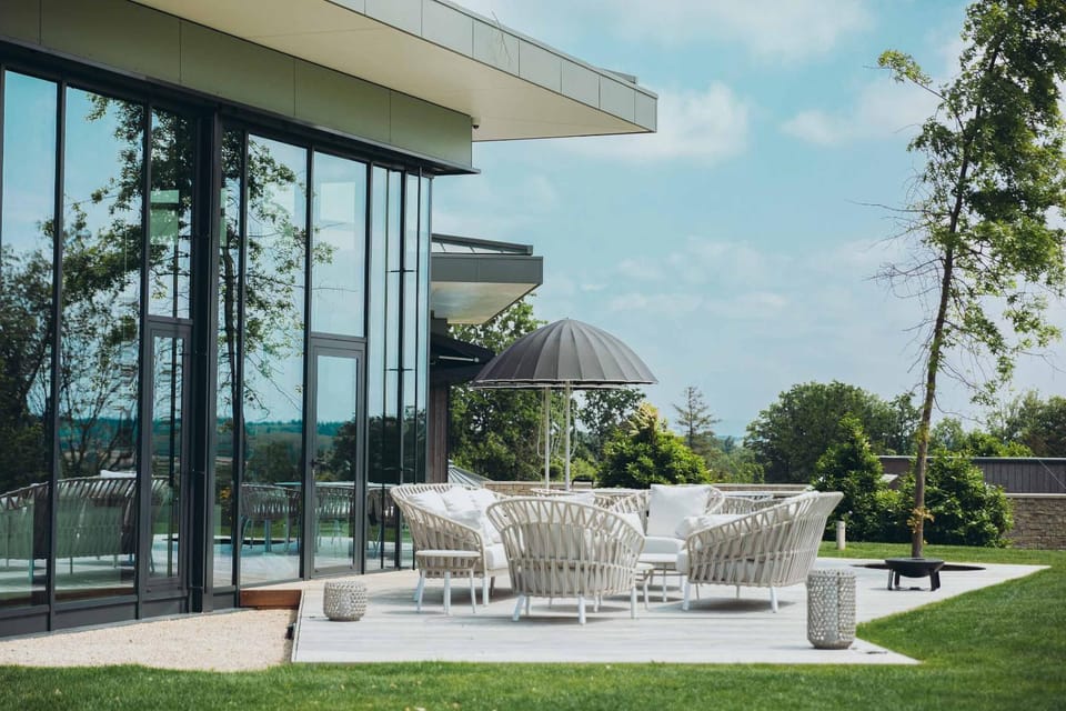 Patio, Balcony/Terrace, Internal: Not applicable to any particular room