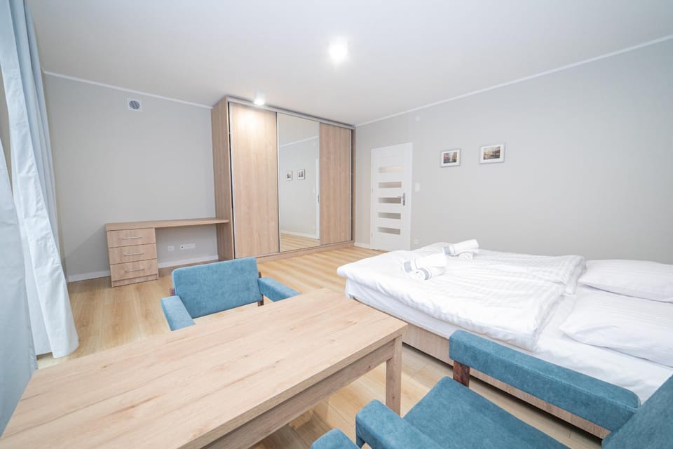 Living room, Bedroom