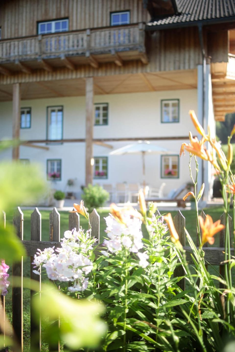Property building, Day, Summer, Garden, Garden view