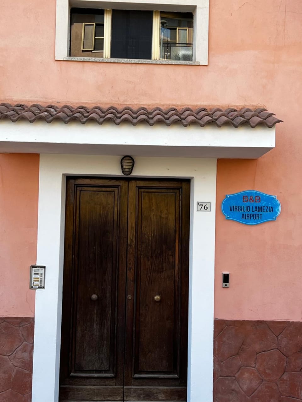 Day, Street view