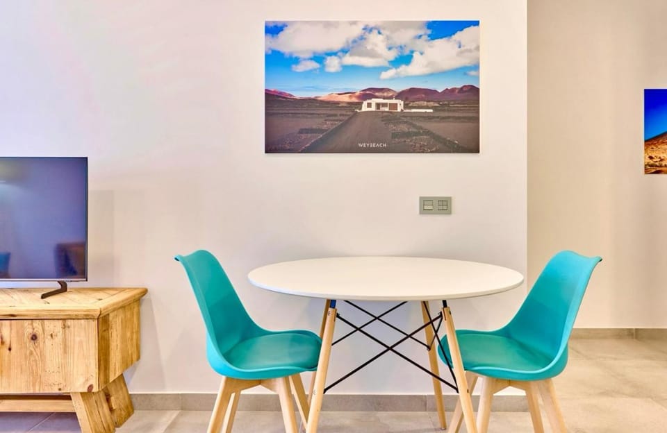 Weybeach 6 - new, modern, stylish, fully equipped Apartment in Isla de Lanzarote