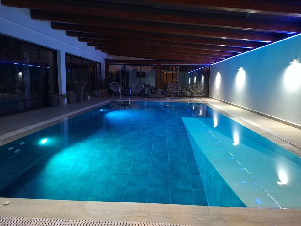 Pool view, Swimming pool