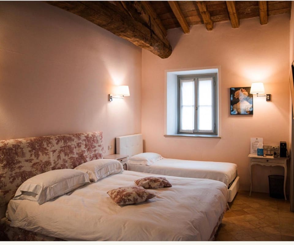 Locanda Cà dei Santi Inn in Induno Olona