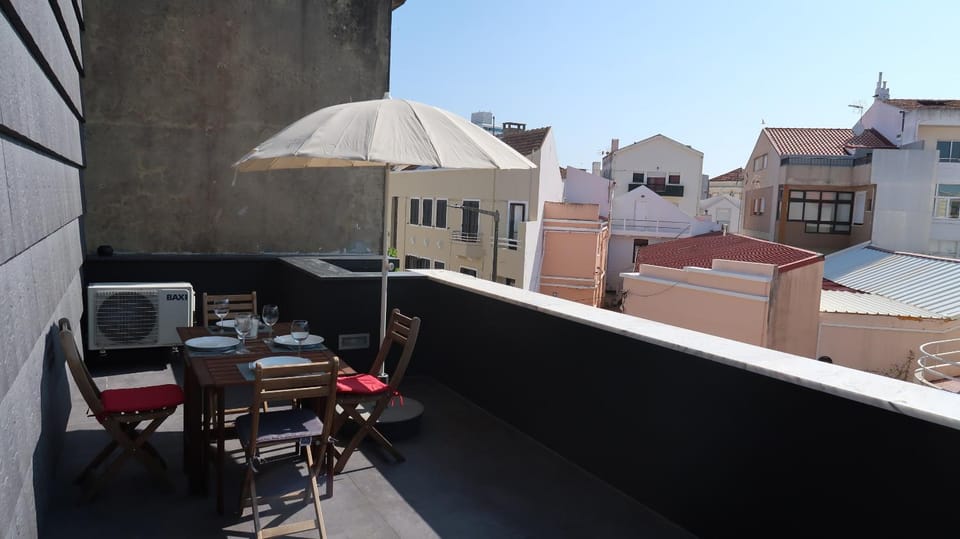 Balcony/Terrace, Dining area