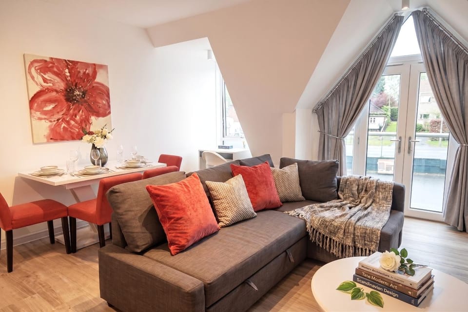 Living room, Seating area, Dining area
