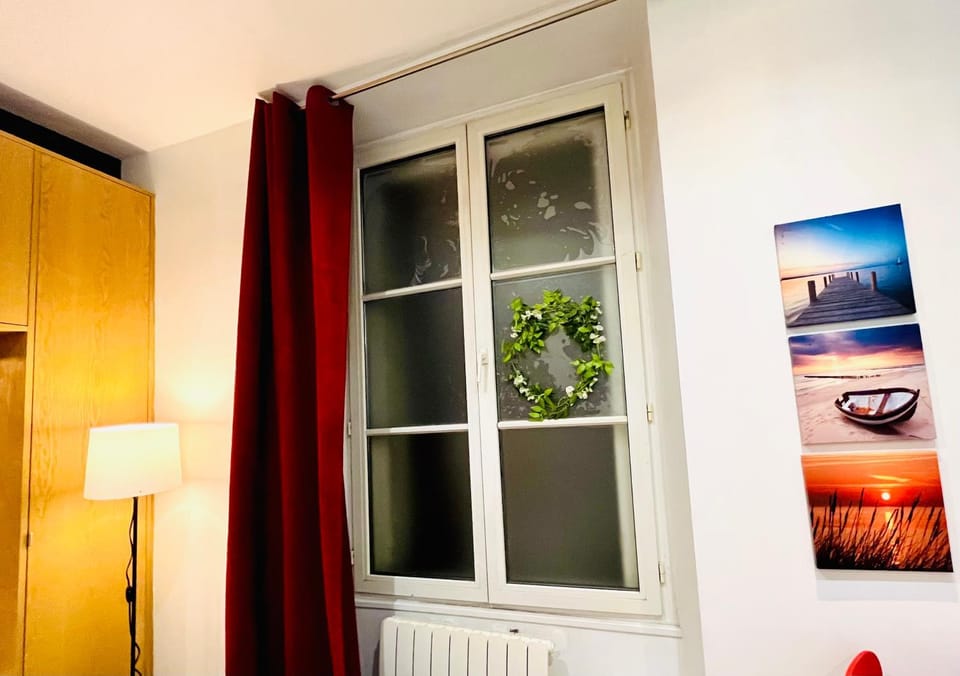 Chic flat in the heart of Marais near Pompidou Centre Apartment in Paris