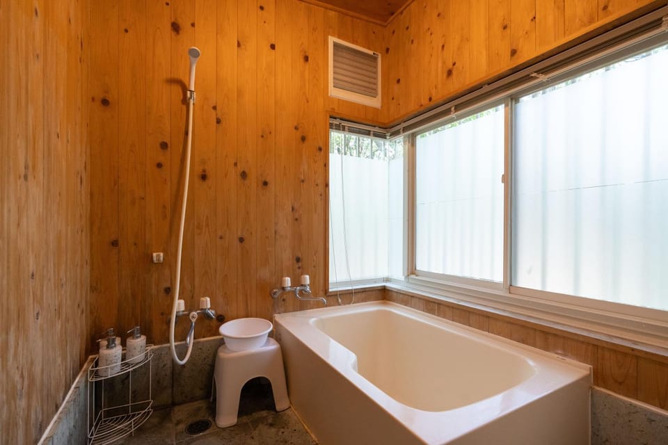 Bathroom, Bath