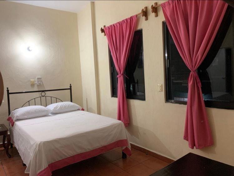 Hotel Jacaranda Capsule hotel in State of Chiapas
