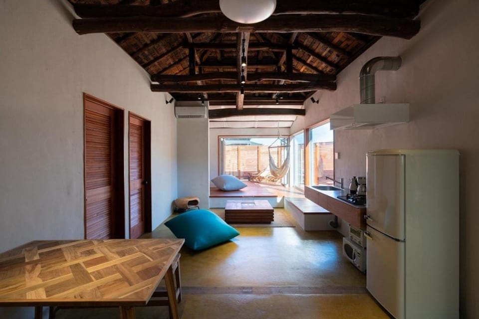 Kitchen or kitchenette, Living room, Seating area, air conditioner