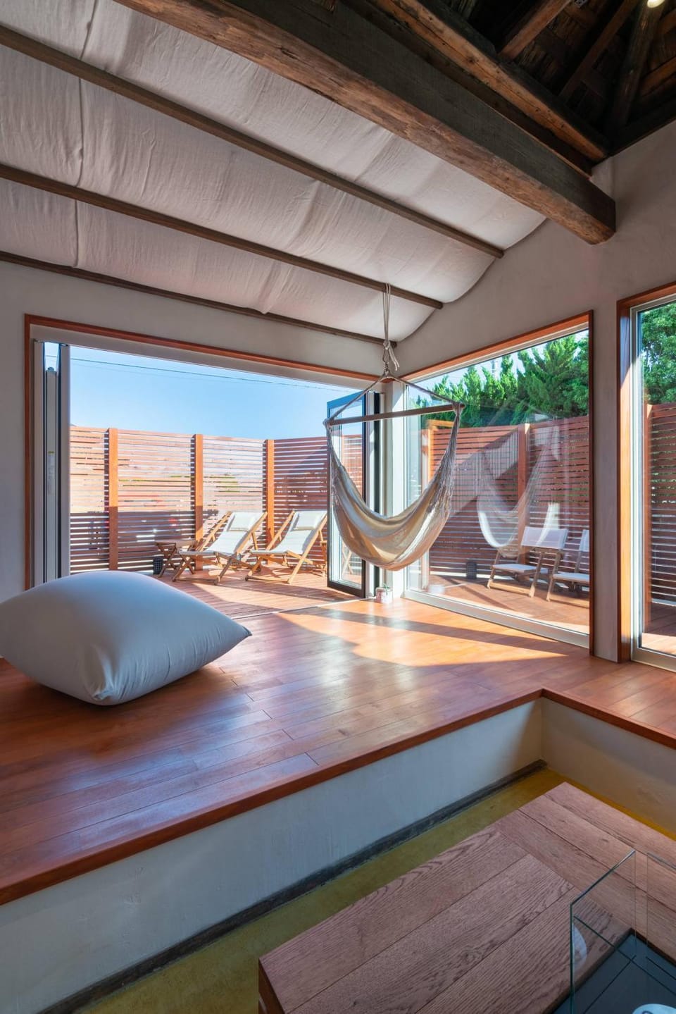 Balcony/Terrace, Living room