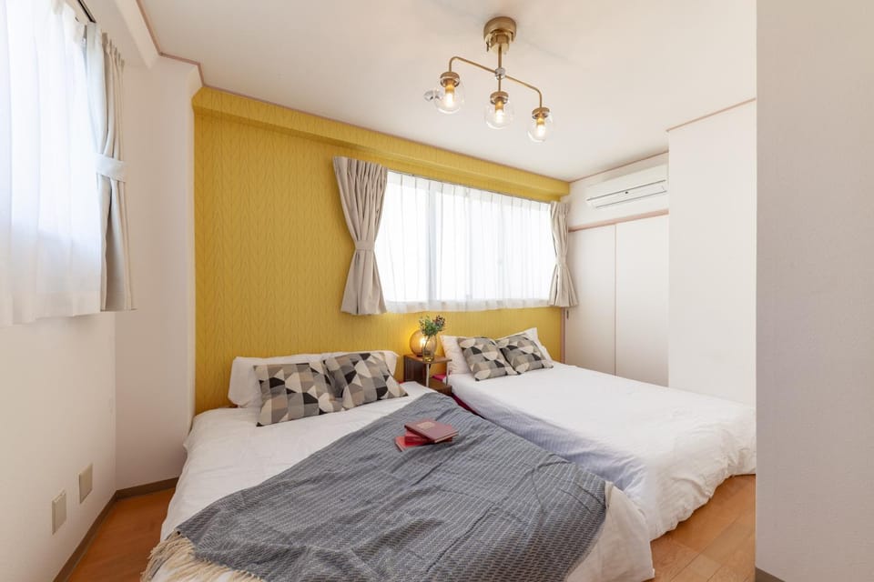 Bed, Bedroom, air conditioner