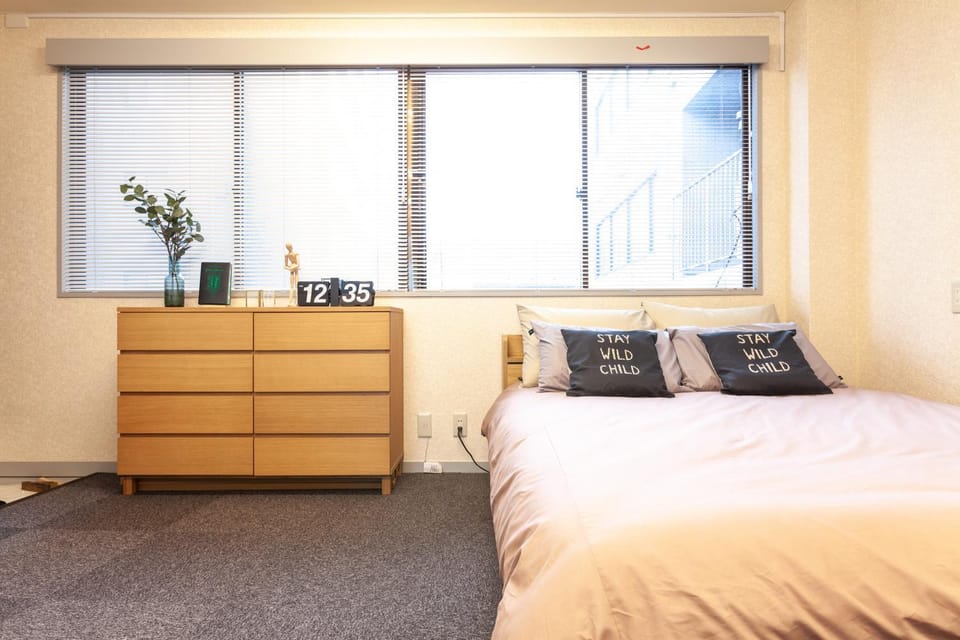 Bed, Bedroom, wardrobe